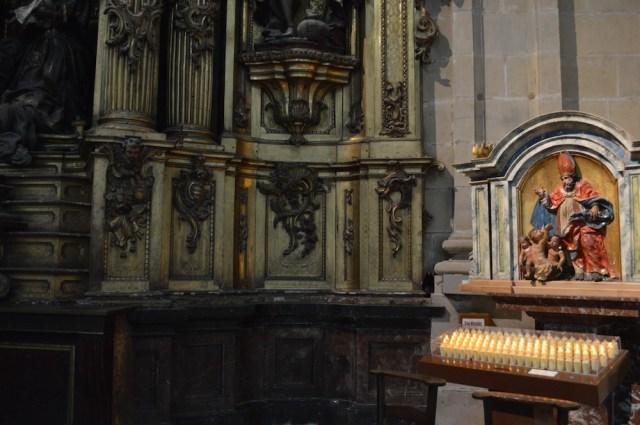Donde Dolly?  Where is Dolly? Can you find her in Inglesa de Santa Maria in San Sebastian Church September 2014