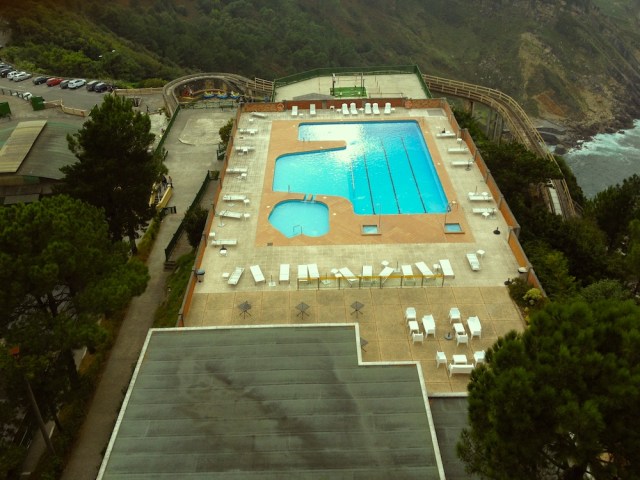 Swimming pool San Sebastian September 2014