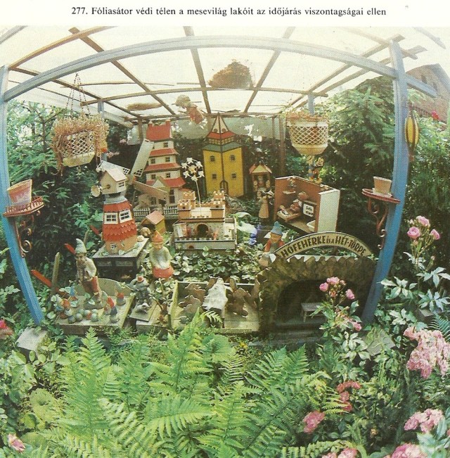 From A Giccs by Gillo Dorles Gondlat Budapest 1986