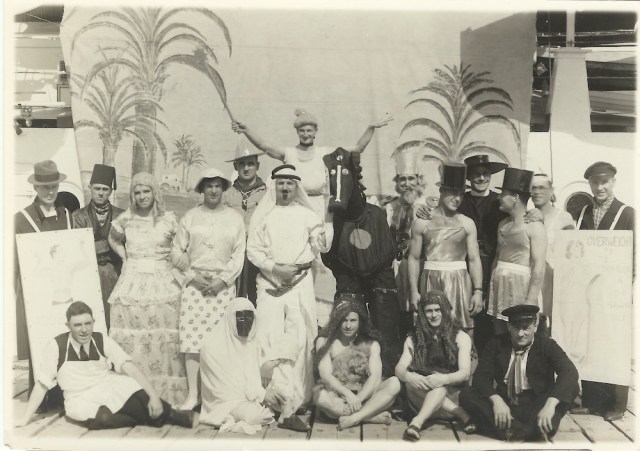 concert-party-hms-%22fowey%22-february-1938-basra