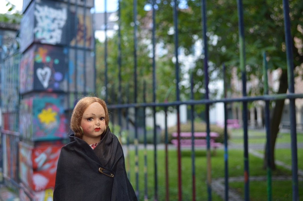 Dolly in Graffiti Street Werregarenstraat, 9000 Gent, Belgium